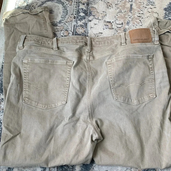 American Eagle men’s slim khaki pants - Picture 10 of 14